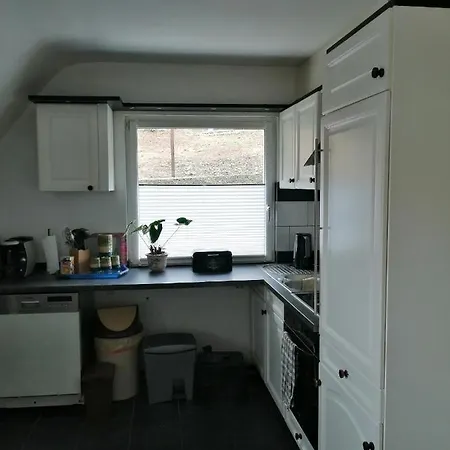 Endes Dreiseithof - شقة